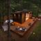Glamping cottage with glass front and hot tub!