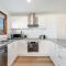 Sea Breeze 3BR WIFI Family and Pet friendly