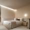 Lore Hotel