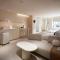 Lore Hotel