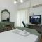 Charming Vintage 2BR Apartment with Balcony in Koukaki