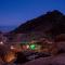 Surfers-Lounge-Dahab Lagoon with Swimming-Pool - Breakfast - Garden - Beduintent - BBQ - Jacuzzi - Dahab