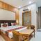 FabHotel Raj Palace