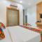 FabHotel Raj Palace