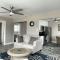 33rd St Unit A 2BR Beach Home Hideaway Parking