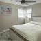 33rd St Unit A 2BR Beach Home Hideaway Parking
