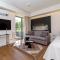 cohost I New Apt w-Balcony I Air Condition I Free Parking & Netflix I By Botanical Park - Каунас