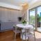 cohost I New Apt w-Balcony I Air Condition I Free Parking & Netflix I By Botanical Park - Каунас