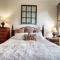 Historic Mountain Loft with GREAT Views