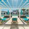 Villa w Private Pool FREE Resort Access - 基西米