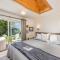 Juan de Fuca Waterfront Hotel & Cottages - Sequim