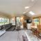 Juan de Fuca Waterfront Hotel & Cottages - Sequim