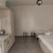 Guest House ILIA 345 - 科布列季