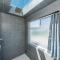Juan de Fuca Waterfront Hotel & Cottages - Sequim