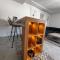 Studio minimaliste marbella beach