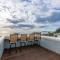 Steps to Beach and Amazing Ocean Views - Miramar Home - Гаф-Мун-Бей