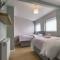Group Bookings: Up To 30 Guests Across 5 Spacious Flats! Keyless Access Free Wifi & Parking - Birmingham