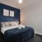 Group Bookings: Up To 30 Guests Across 5 Spacious Flats! Keyless Access Free Wifi & Parking - Birmingham