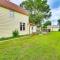 Charming Minneapolis Home with Deck, 5 Mi to Central - 明尼阿波利斯