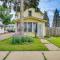 Charming Minneapolis Home with Deck, 5 Mi to Central - 明尼阿波利斯