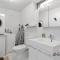 Esplanade Escape by Wine Coast Holidays