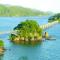 Beach Apartment on Samana Bay with Pool, AC, Fast Wi-Fi, Walk to Beach & River, Whale Watching, Near Salto El Limón