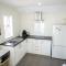 Beautiful and Bright Studio Apartment Botany Downs - Auckland