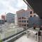 Stylish 3-bed Unit in the Heart of Melbourne CBD!