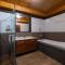 Huzi Room