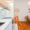 Cosy 2 bed flat with terrace near Av Liberdade