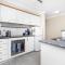 Spacious Apartment, Parking, Pool In Perth