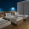 Central Continental Apartment