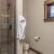 Mountain Lake Condo | Unit 102B - 大天空市