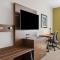 Holiday Inn Express & Suites Mountain View Silicon Valley by IHG - Mountain View