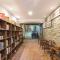 Nostalgia Hotel Beijing Guozijian Ghost Street - Near Beijing Lama Temple, Beihai Park, Jingshan Park, Drum Tower, Houhai Bar Street, Tiananmen Square, Located in Beijing traditional Hutongs, 5 minutes away from Beixinqiao Metro Station