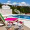 Apartment Ana with private pool - Otok