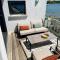 Design villa with panoramic pond view and jacuzzi - بيرول