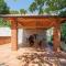 Apartment Ana with private pool - Otok