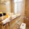 Sher Bengal Darjeeling 100 Mts from Mall Road Couple Friendly