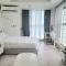 1 min to Seolleung staion Spacious studio apartment - Seúl