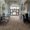 Clifton Hotel