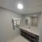 Mountain Vista Inn & Suites - Walking Distance to the Island