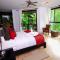 Tulemar Resort