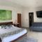 Depa de lujo en Acapulco diamante con club de playa a pie-Precio especial - Acapulco