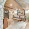 Stunning Mtn Views, Private Stream Evergreen Gem! - Evergreen