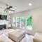 Bright and Elegant Home in High Point with Deck! - هاي بوينت