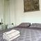 MoonLight Charming Shelter - 3BR 180º Balcony View - Oradea