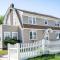 AC 6BR2BA Quiet Island House Near Casinos