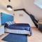Appartement mansardé rénové à Rambouillet, 2 chambres, tout inclus, proche château et gare. - FR-1-527-47 - 朗布依埃