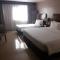Mandarin Plaza Hotel